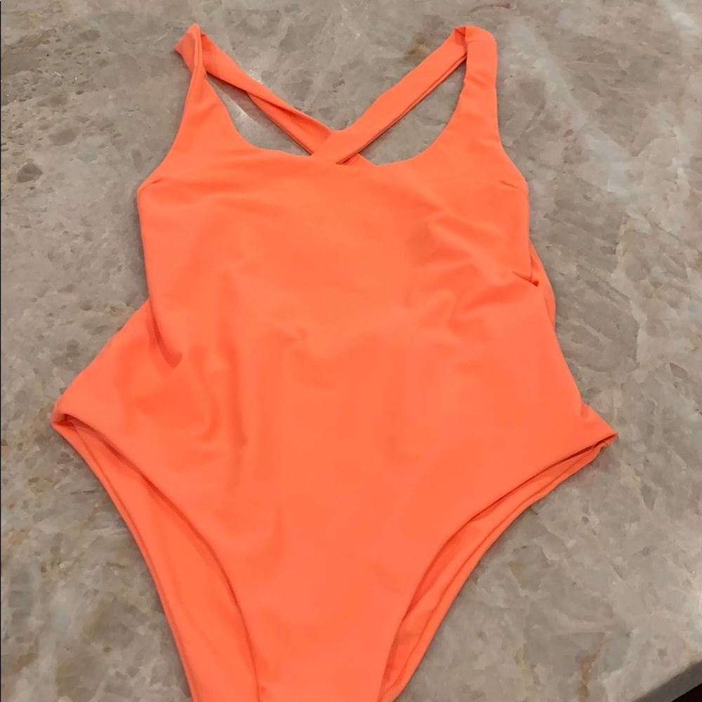 NWOT Tiger Mist Super Cute one piece‎ swimsuit!